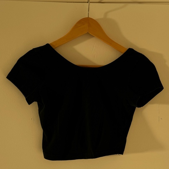 Brandy Melville Black Crop Top - Picture 3 of 5
